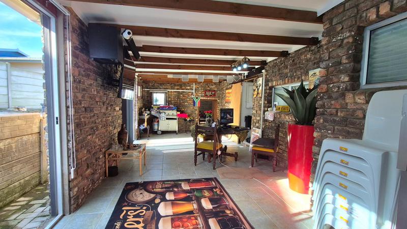 3 Bedroom Property for Sale in Dana Bay Western Cape